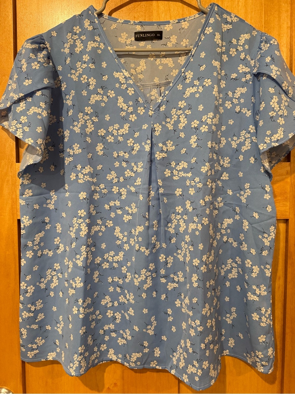 Set of two women’s tops